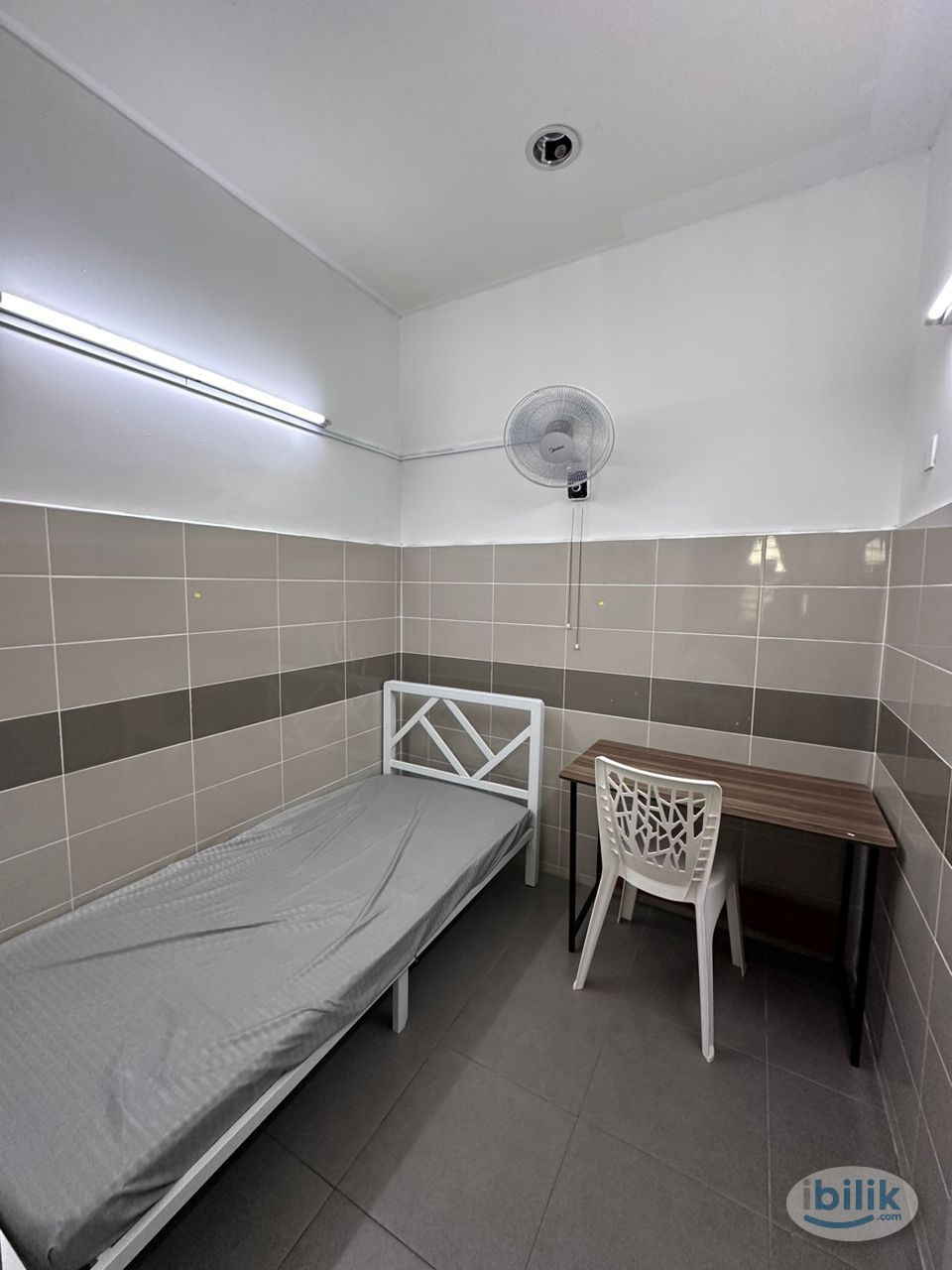 Image 1 of Low Deposit Female Unit Single Room Provided Free WiFi at SS2, Petaling Jaya - Room rental in 