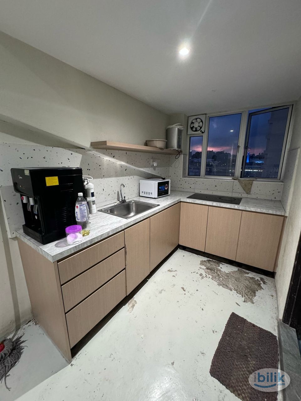 Image 3 of KLCC ,TRX Worker. Near Pasar Seni MRT 🚇 Zero Deposit Room + Toilet near Petaling Street - Room rental in 