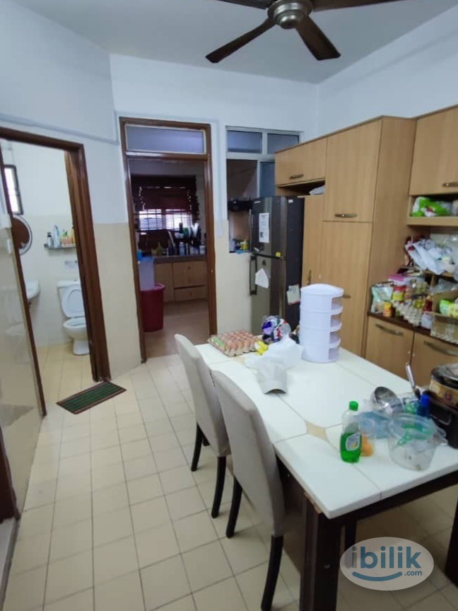Image 2 of 🚶‍♂️ Middle Room for rent in SS15, Subang Jaya near INTI College and Subang Square! 🏢💼🏠 - Room rental in 