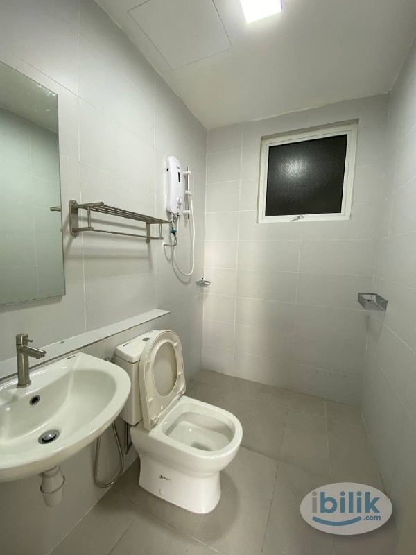 Image 3 of Master Room @ Nadayu 801 at Subang Murni, Shah Alam, HELP Subang, Subang Bestari Airport, Star Avenue Lifestyle Mall, Kwasa Sentral Damansara MRT - Room rental in 