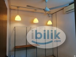 Room Rental in Selangor - Pangsapuri Kasuarina Small Room