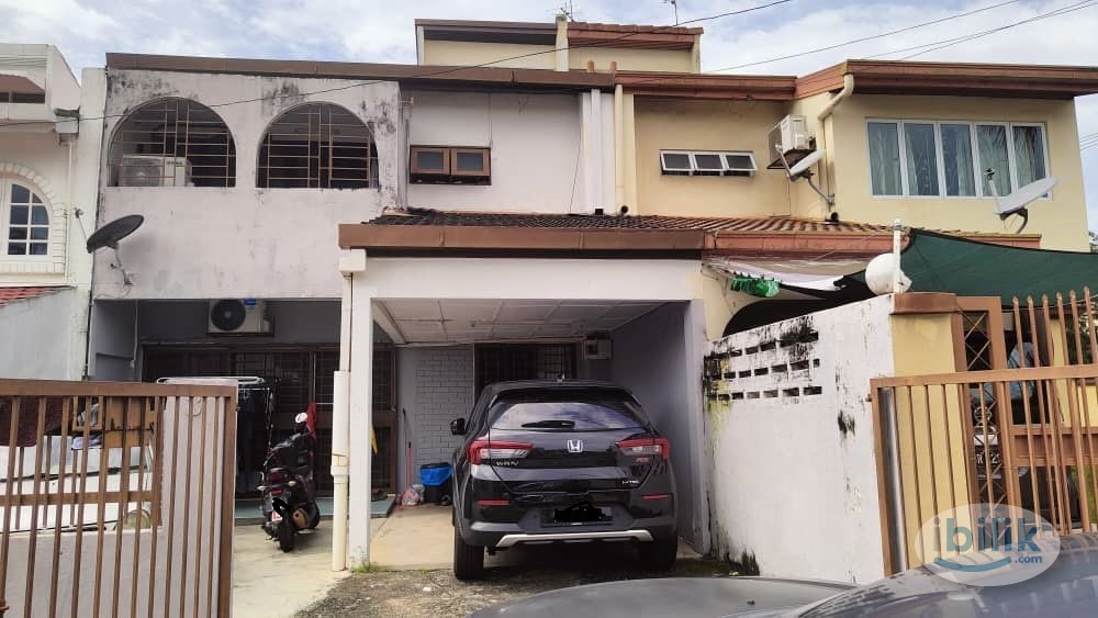 Image 3 of Taman Bukit Desa Middle Room with Bathroom attached Near Mid Valley KL - Room rental in 