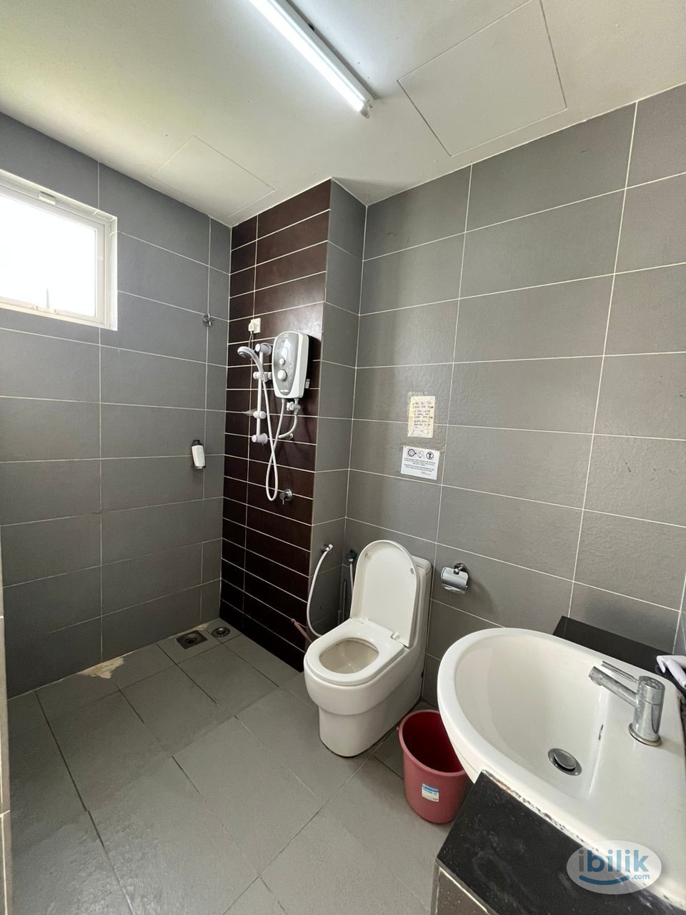 Image 3 of 💥LOW DEPOIST💥PJ22 TAMAN PARAMOUNT PETALING JAYA ROOM FOR RENT 🎏🎏OPPOSITE IS TAMAN PARAMOUNT LRT 2 MIN WALKING DISTANCE CAN ARRIVE🚞🚉🚆 - Room rental in 