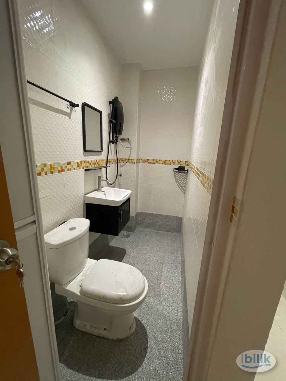 Image 2 of Master Room at Jalan Imbi, Bukit Bintang - Room rental in 