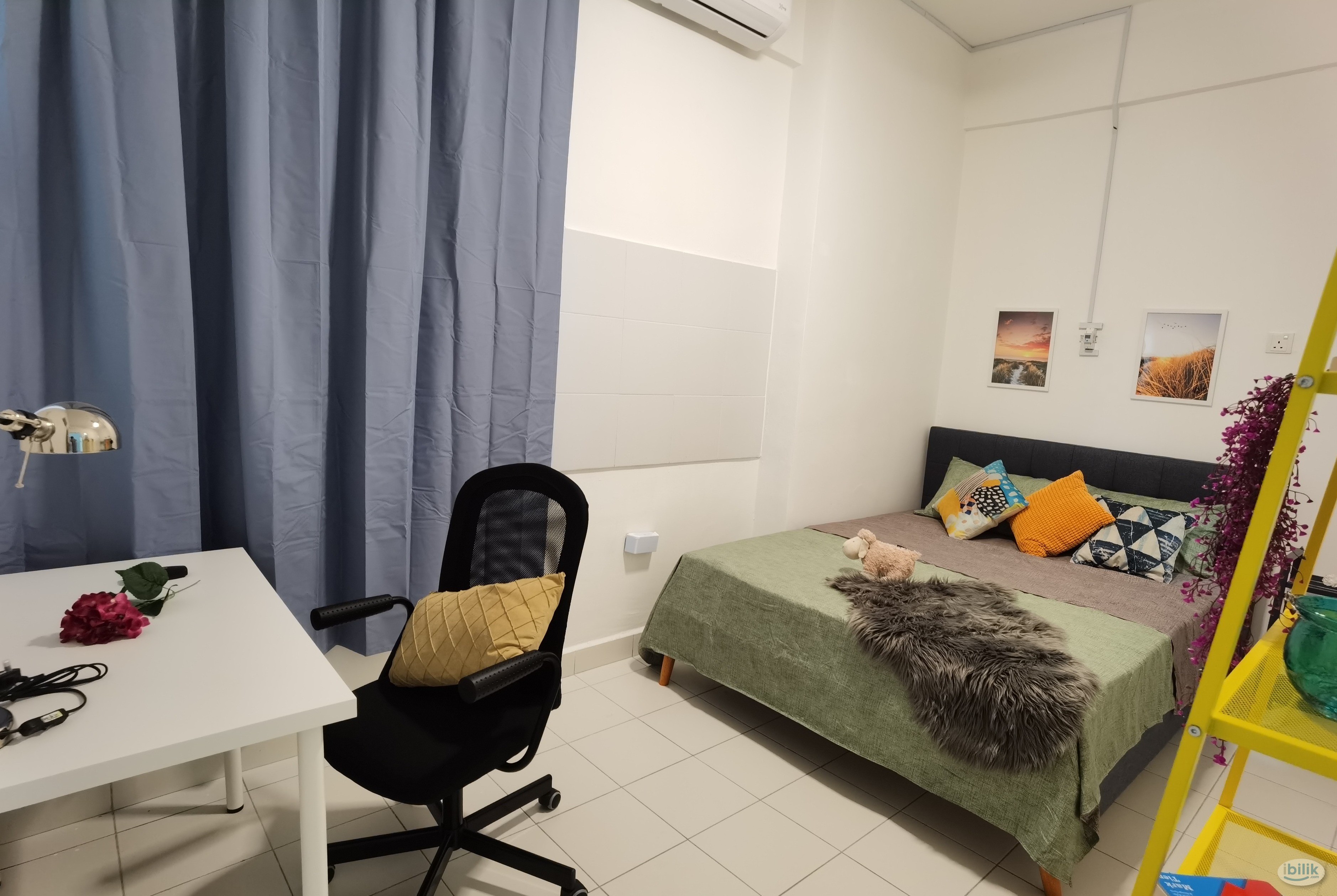 Image 3 of Middle Room For Rent At Elit Heights - Room rental in 