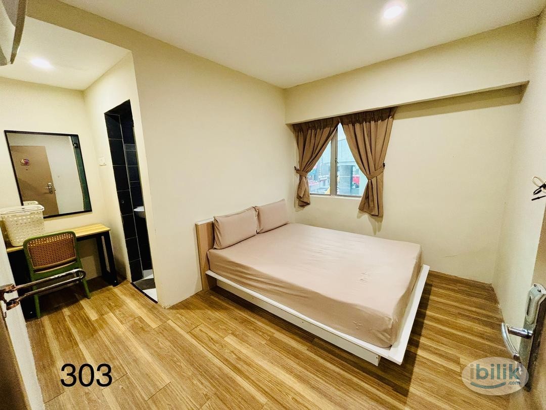 Image 1 of 🔥* Room Private Bathroom Window Queen 🔥Limited Room For Rent At Taman Intan, Klang🔥* - Room rental in 