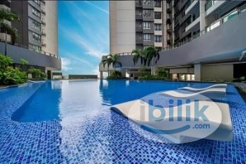 Image 4 of R&F Princess cove room(new furniture) with balcony - 5 mins walk to CIQ - Room rental in 