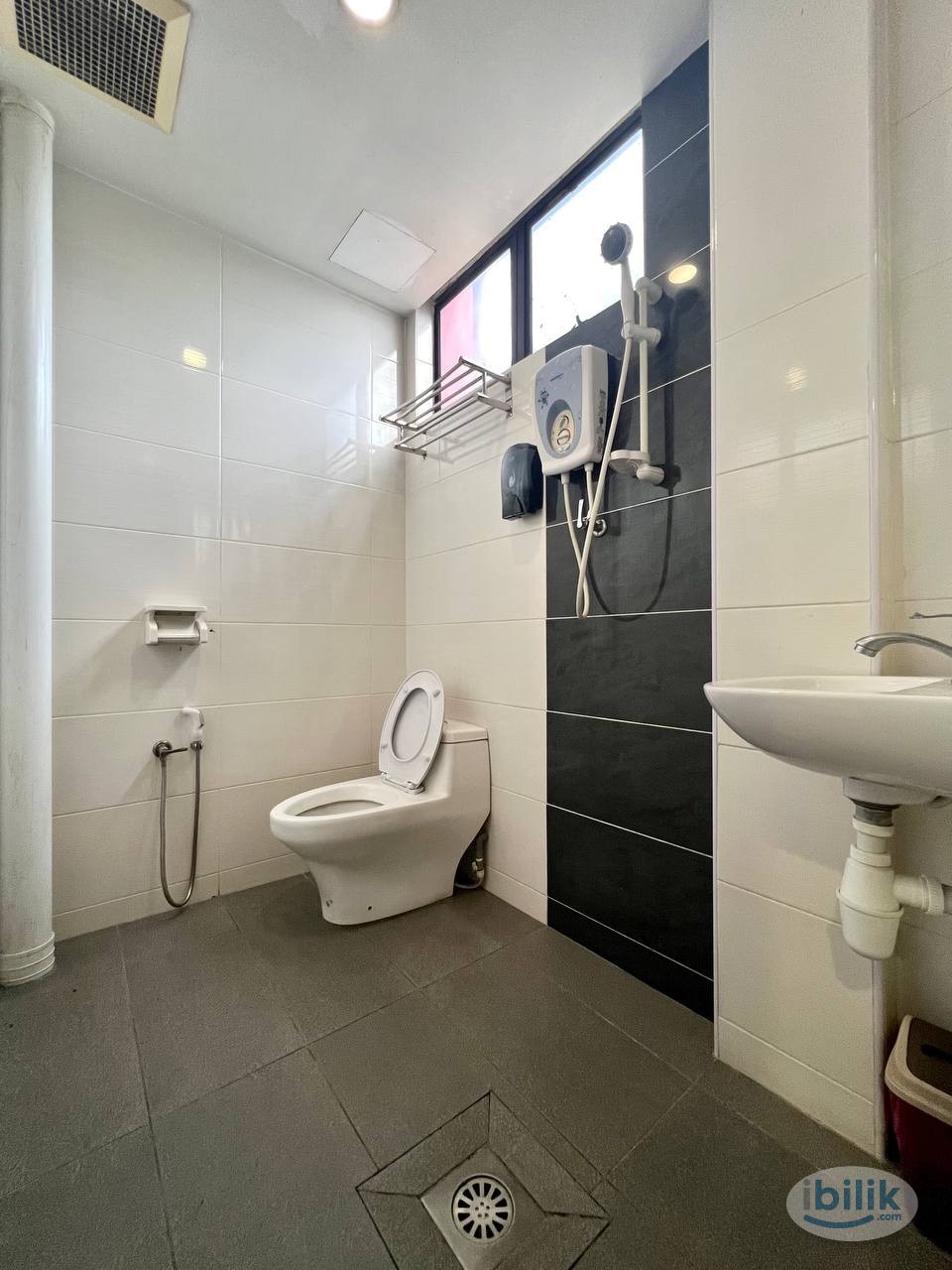 Image 3 of 📍🔥 5 Mins to Paradigm Mall 🔥 | SUPER Strategic Location! 😍 🌟 Cozy, Fully Furnished Rooms with ZERO Deposit! 🌟 - Room rental in 