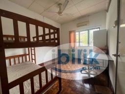 Room Rental in Selangor - Zero Deposit😊Middle Room at Bandar Utama, Petaling Jaya😍‼️