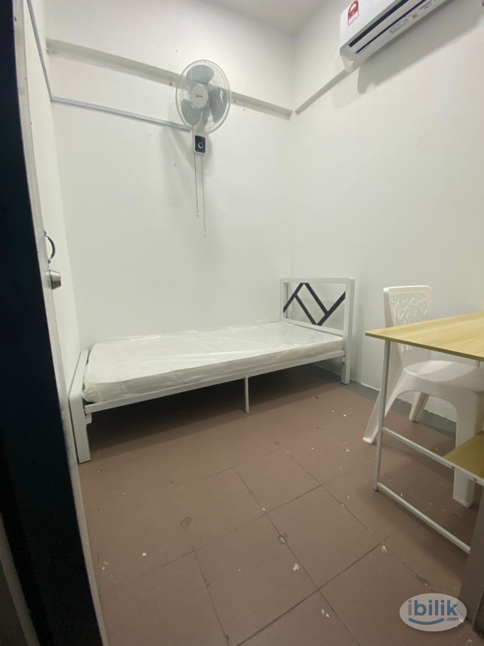 Image 1 of FEMALE UNIT 🙆🏻‍♀️🌈 NEAR TAMAN ASIA JAYA LRT WALKING DISTANCE - Room rental in 