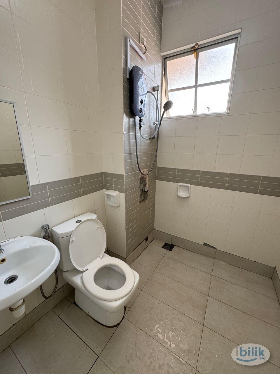 Image 3 of FEMALE UNIT 🙆🏻‍♀️🌈 NEAR TAMAN ASIA JAYA LRT WALKING DISTANCE - Room rental in 