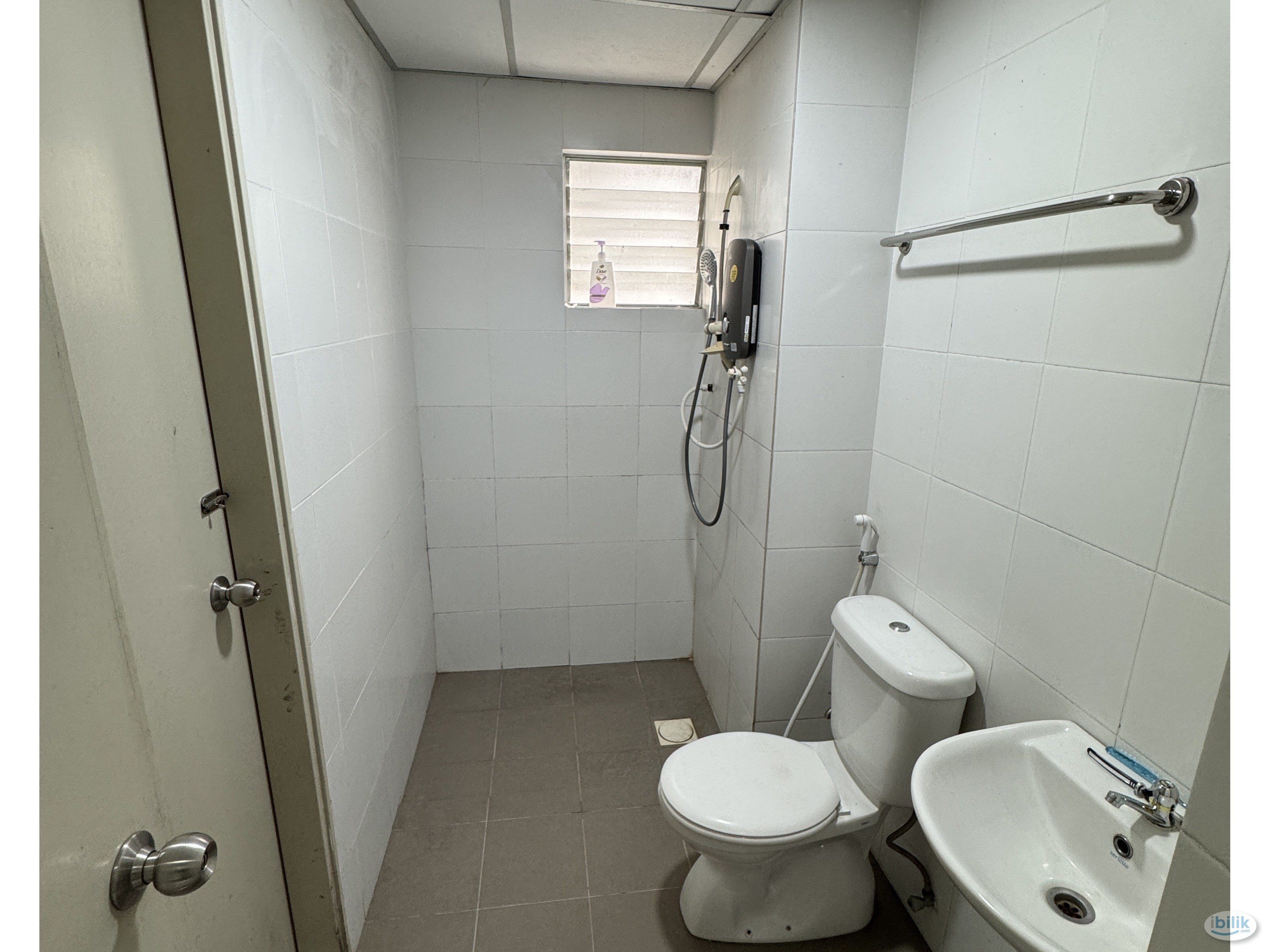 Image 4 of Just 6 Minutes Only Walking Distance to LRT AWAN BESAR Room To Rent @ Kiara Residence 1 - Room rental in 