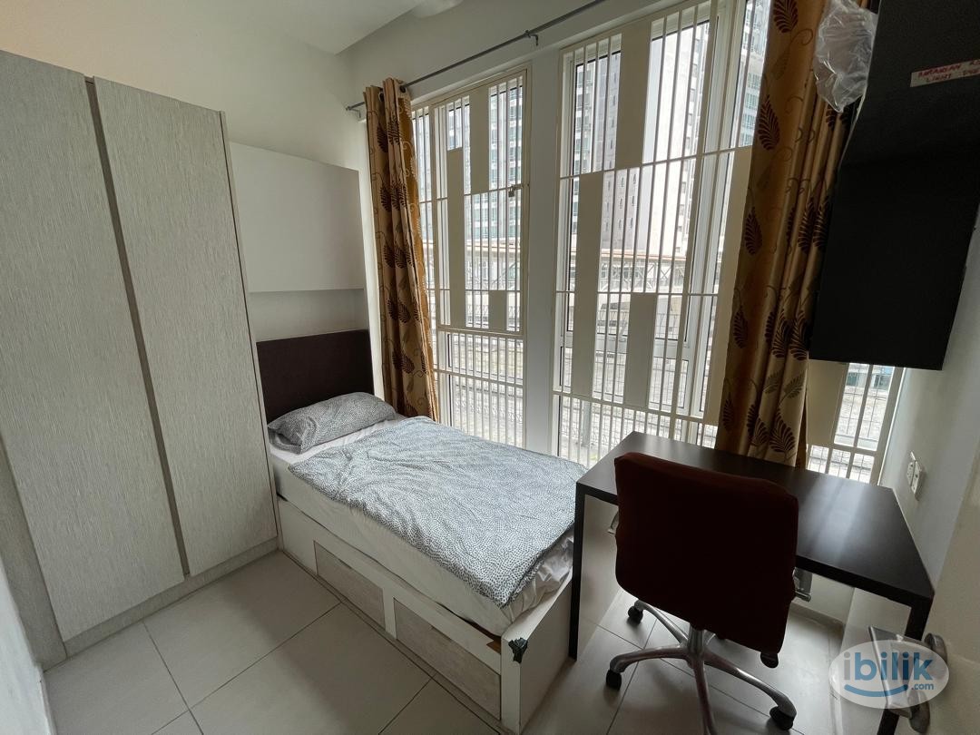 Image 1 of (Female Only) Single Room at Garden Plaza, Cyberjaya - Room rental in 