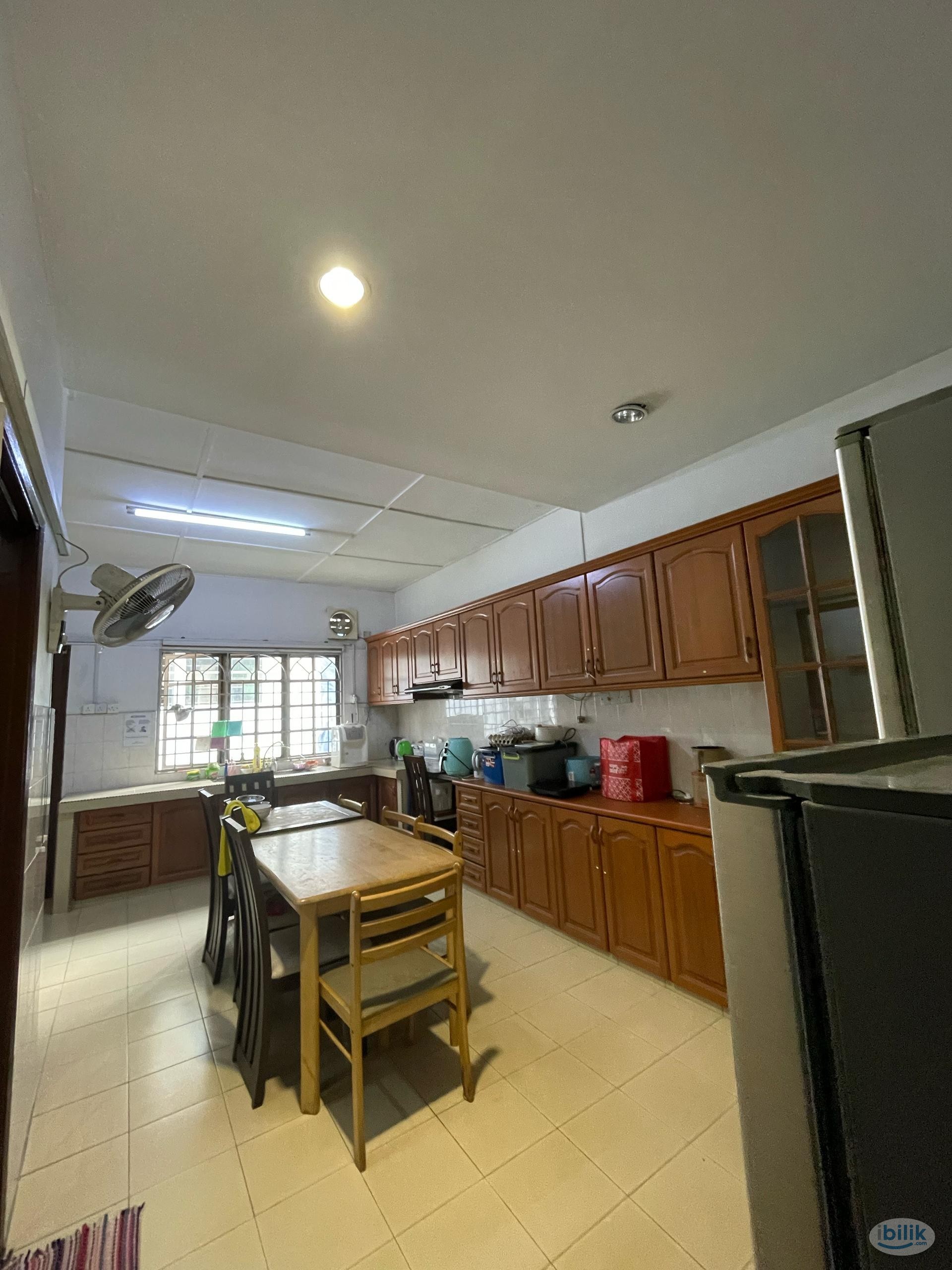Image 1 of TTDI Room Landed House Zero Deposit Available 😍✨⭐ - Room rental in 