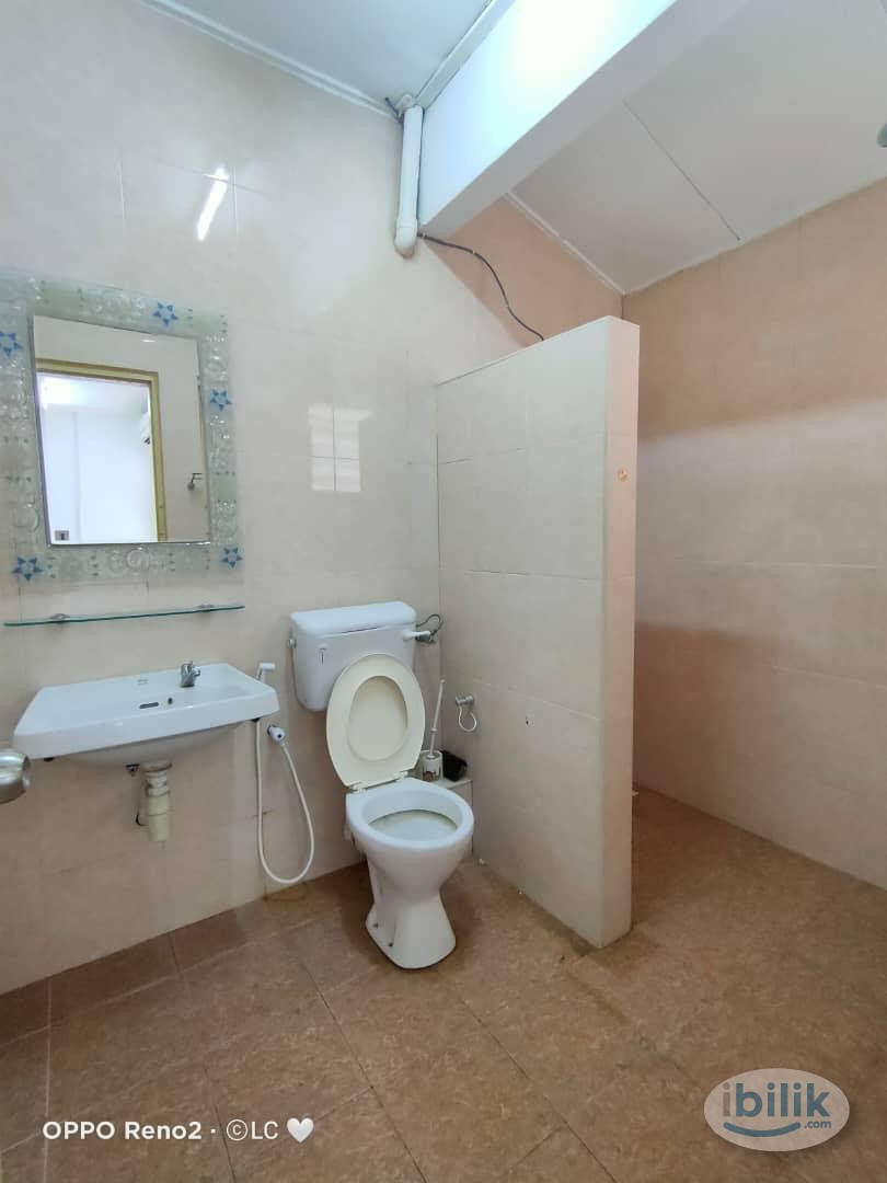 Image 4 of Zero Deposit‼️😍Master Room at Damansara Perdana, Petaling Jaya - Room rental in 