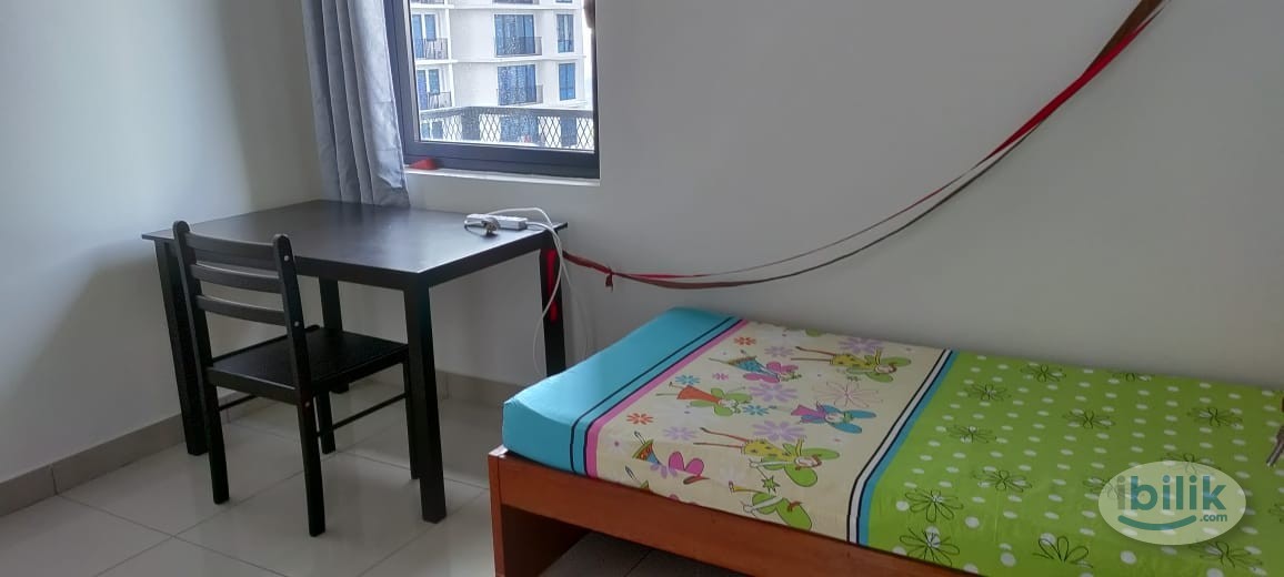 Image 1 of A SINGLE ROOM ONLY 1 PERSON to rent(with PRIVATE BATHROOM)  to non smoker/non vaping MALE / FEMALE - Room rental in 