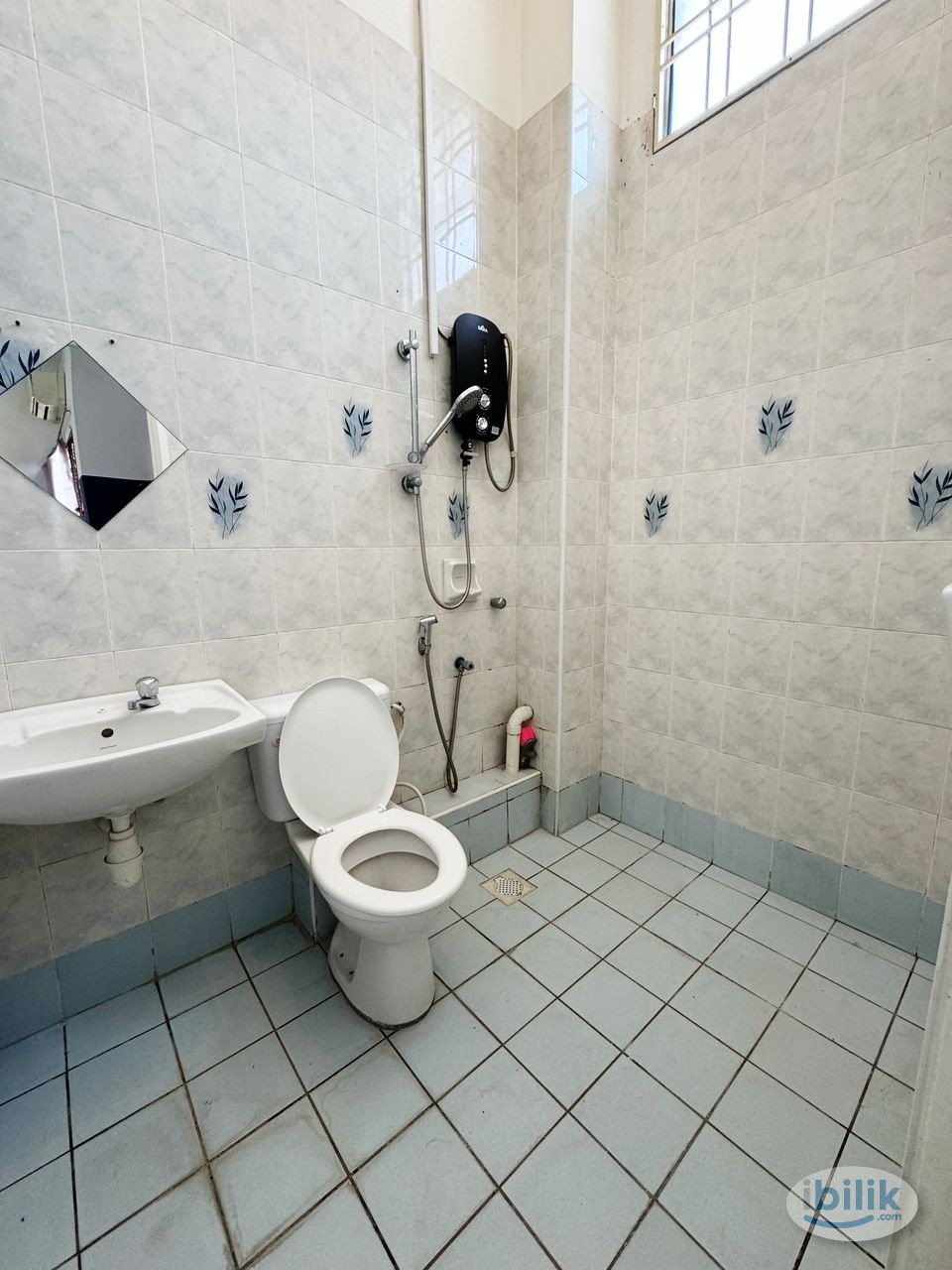 Image 5 of Female Private Bathroom Master Room at Alam Impian, Shah Alam - Room rental in 