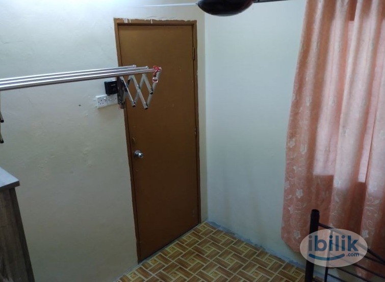 Image 1 of Single Room at Seremban 2, Seremban - Room rental in 