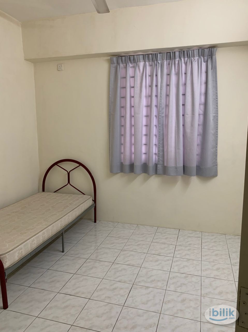 Image 1 of Single Room @ Green Acre Park, Bandar Sungai Long - Room rental in 