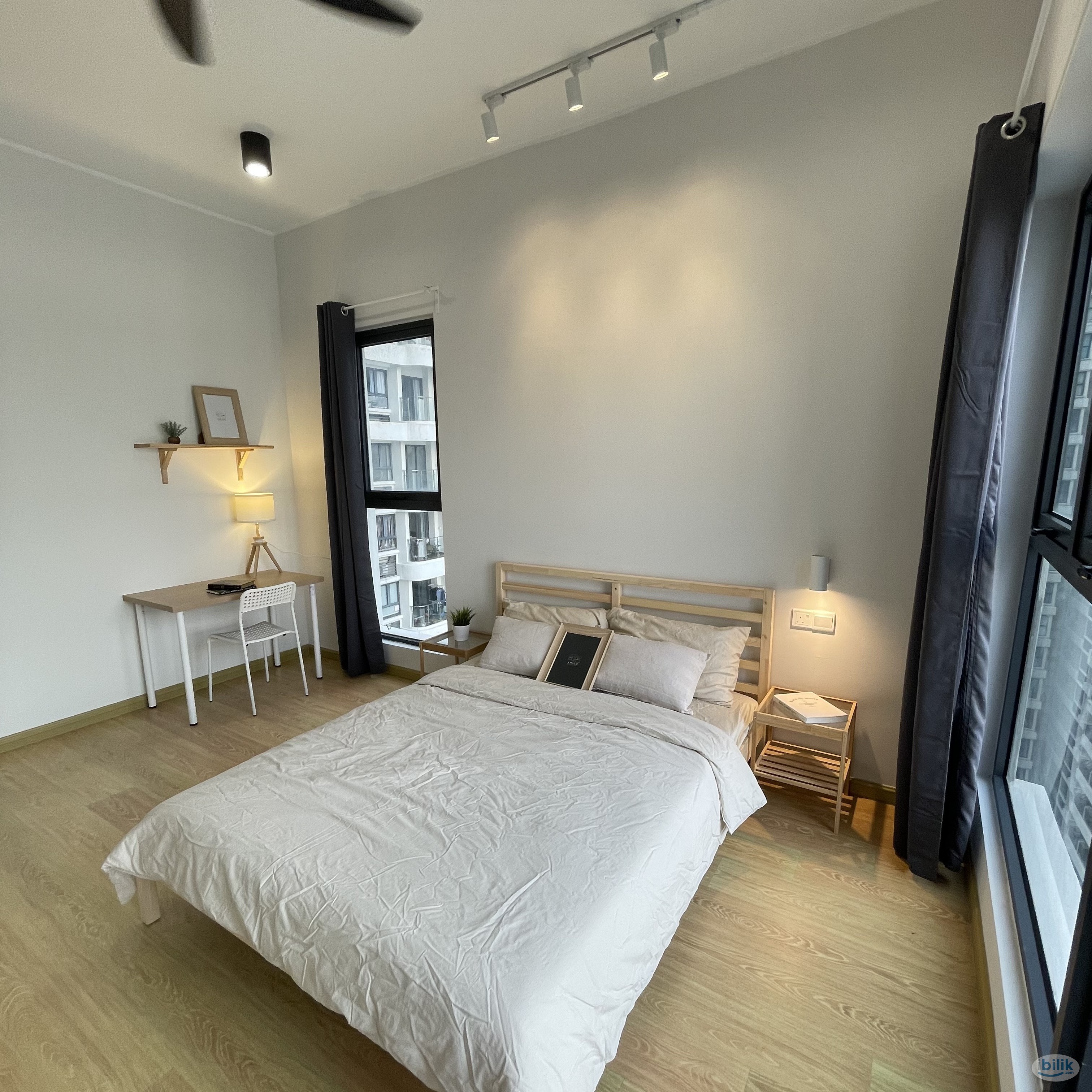 Image 1 of Spacious Master Room at Country Garden, Danga Bay - Room rental in 