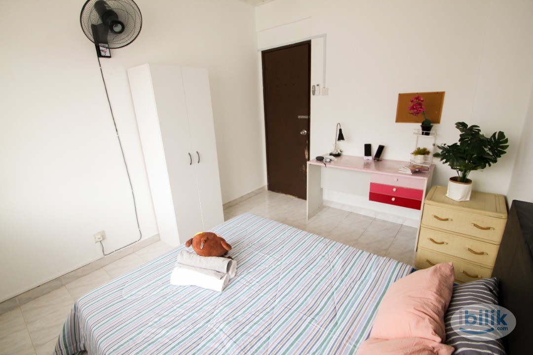 Image 3 of Middle Room at PJS 7, Bandar Sunway - Room rental in 