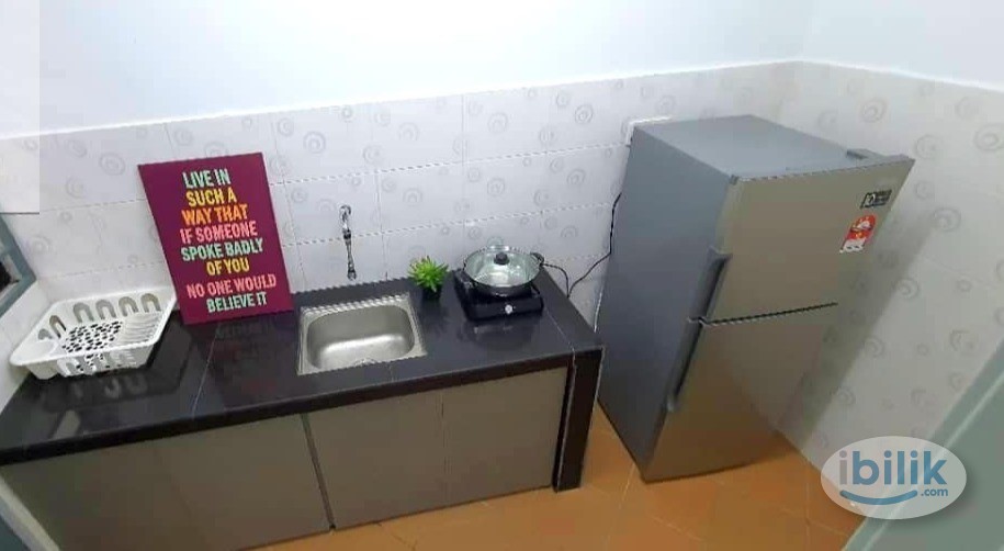 Image 4 of Master Room with Private Toilet and Balcony for Rent - Room rental in 