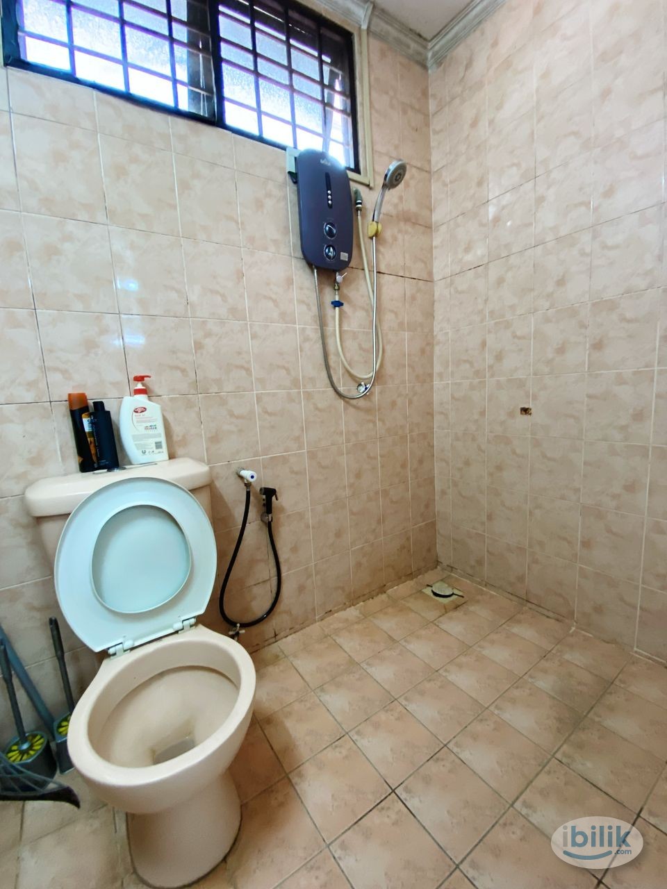 Image 5 of 🌟 Zero Deposit at Bandar Utama 🌟Master Room To Rent With WiFi! 🌐💻Near LRT Kelana Jaya&MRT One Utama😉🔥🚶‍➡️ - Room rental in 