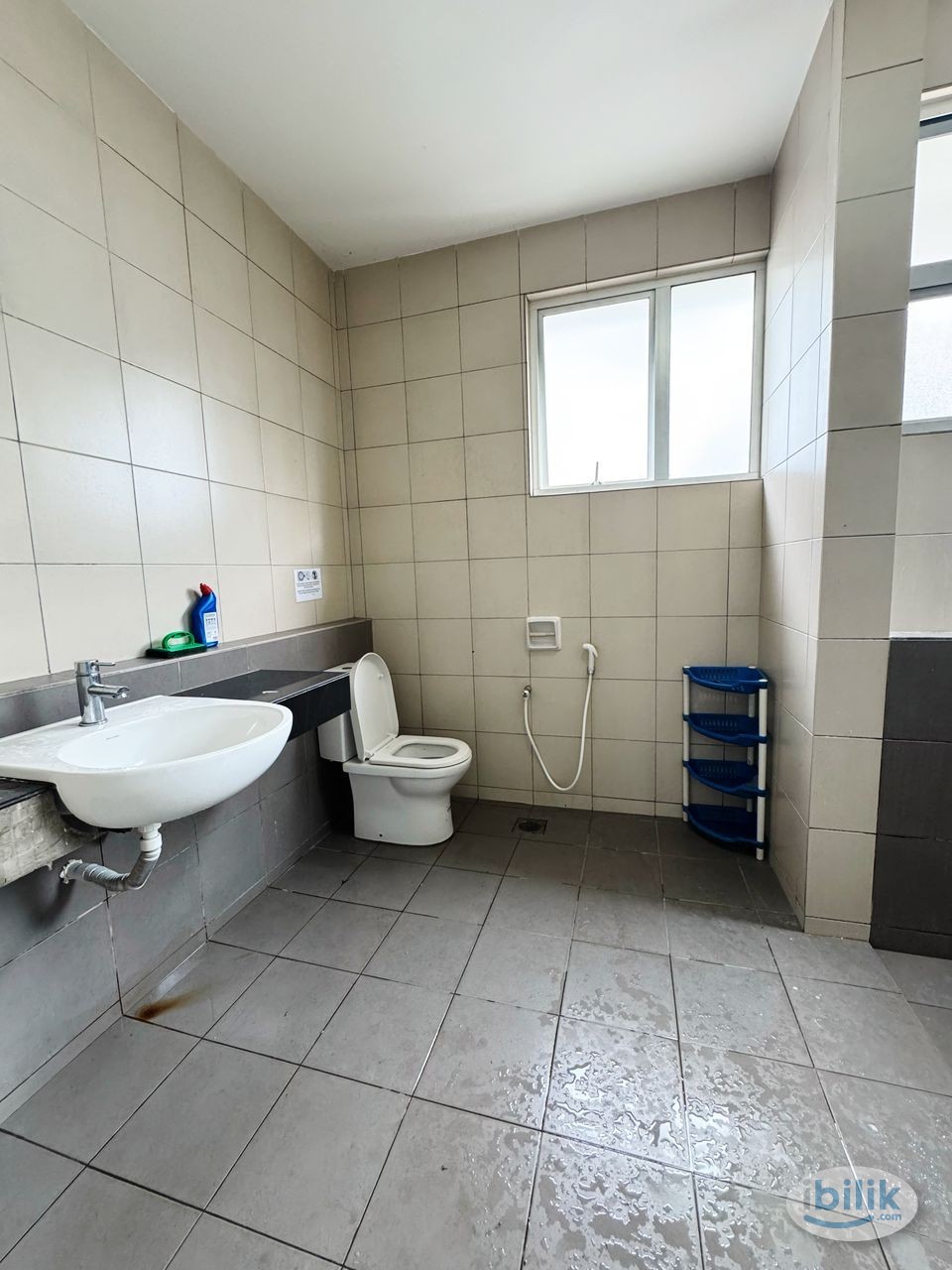 Image 4 of 🔥LOW DEPOSIT🔥BANDAR PUTERI KLANG SPACIOUS MASTER ROOM WITH PRIVATE BATHROOM FOR RENT 🏡✨✨ - Room rental in 