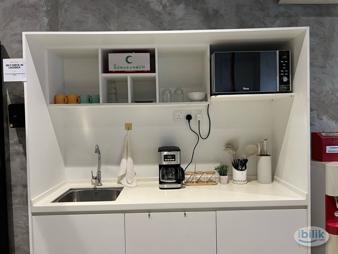 Image 4 of 🙋‍♀️FEMALE UNIT🙋‍♀️SUBANG JAYA USJ 21 AIRCOND PRIVATE SINGLE ROOM FOR RENT 🤩NEAR TO USJ21 LRT , MAIN PLACE MALL✨✨ - Room rental in 