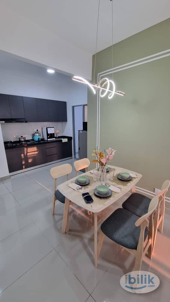 Image 3 of Middle Room at Acacia Residences, Sepang - Room rental in 