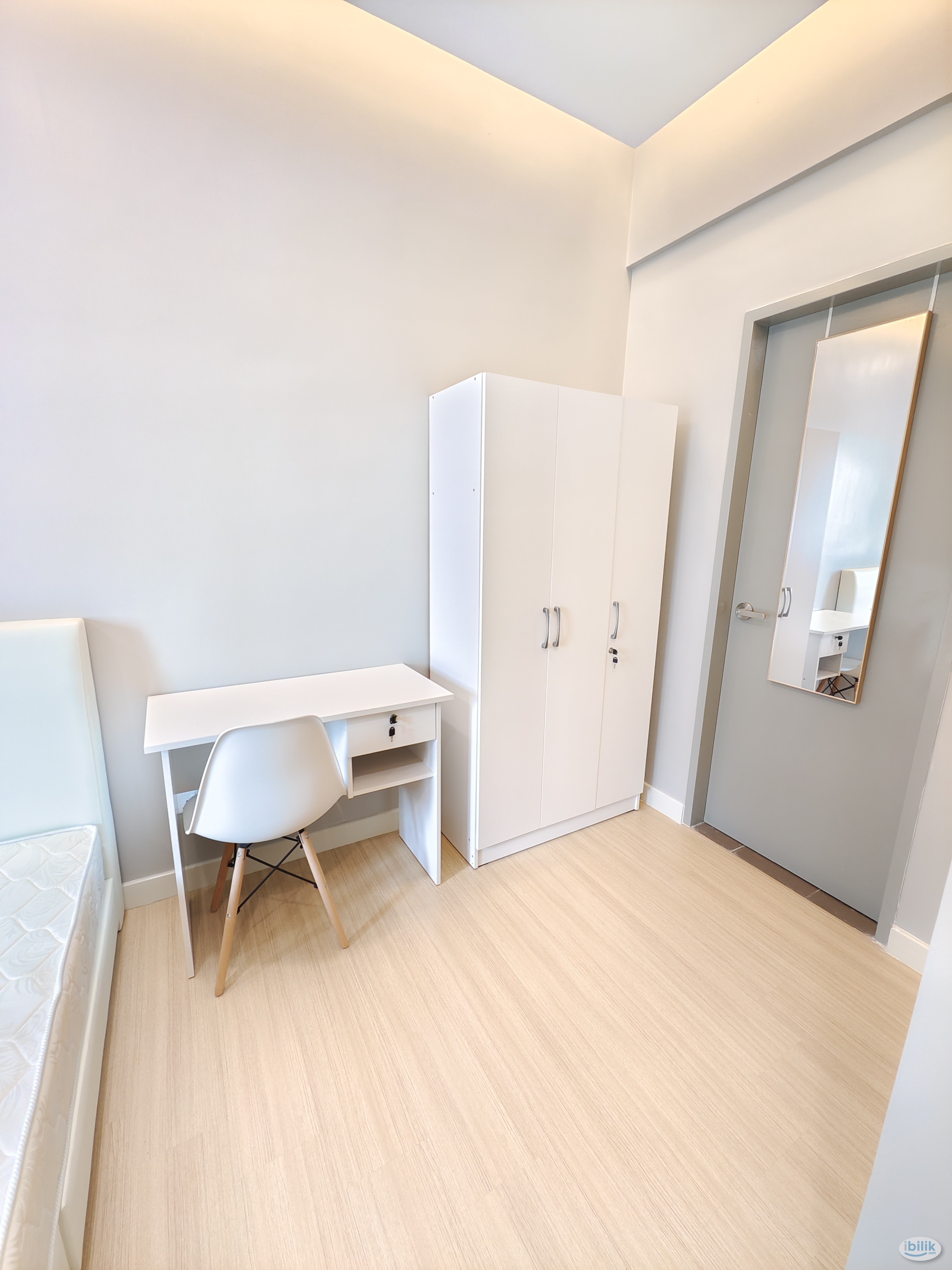 Image 2 of Renovated FULLY FURNISHED M Centura Master Room @ Wifi For rent, Sentul - Room rental in 