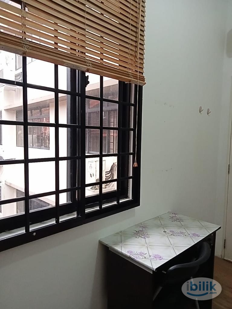 Image 2 of Private singlebed room at Farrer Park (Petain court) near city sq mall: fpwin. - Room rental in 
