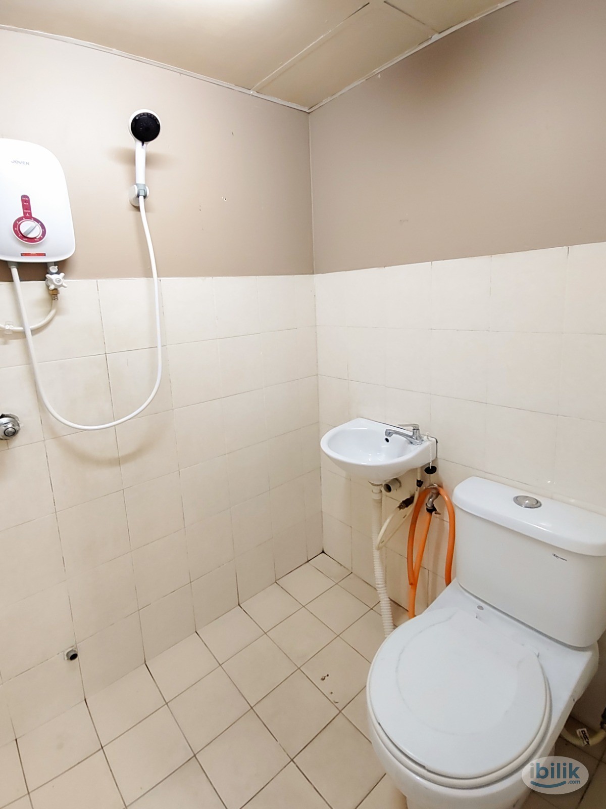 Image 3 of Middle Room at Palm Spring, Kota Damansara..`` - Room rental in 