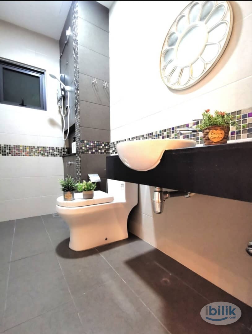 Image 4 of Middle Room at The Vyne, Sungai Besi - Room rental in 