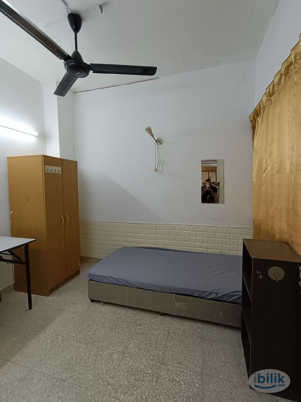 Image 1 of Single Room with fan at SS2 nearby The Hub SS 2, SS 2 Commercial Area, Damansara Utama - Room rental in 