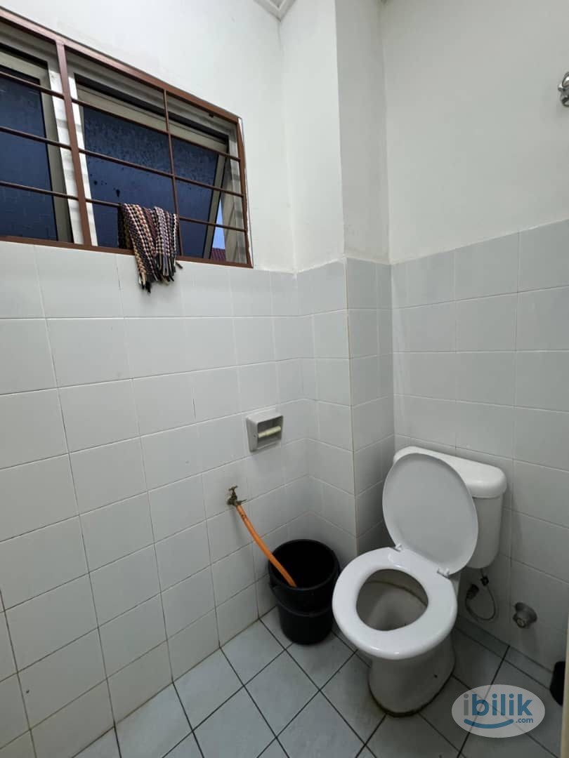 Image 4 of Single Room with fan at SS2 nearby The Hub SS 2, SS 2 Commercial Area, Damansara Utama - Room rental in 