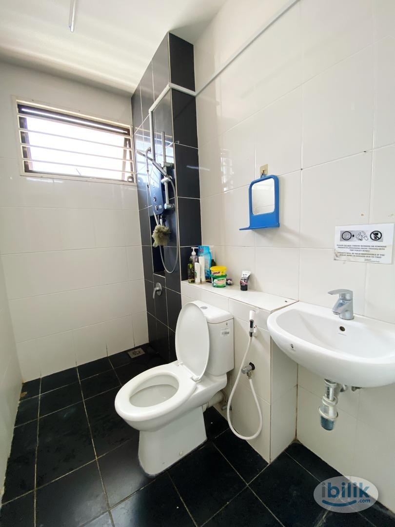 Image 4 of Low Deposit/Zero Deposit😍Mix Gender Unit Room at Putra Height😍Near LRT Putra Height 4 Min Walking❗️immediately Move in ❗️ - Room rental in 