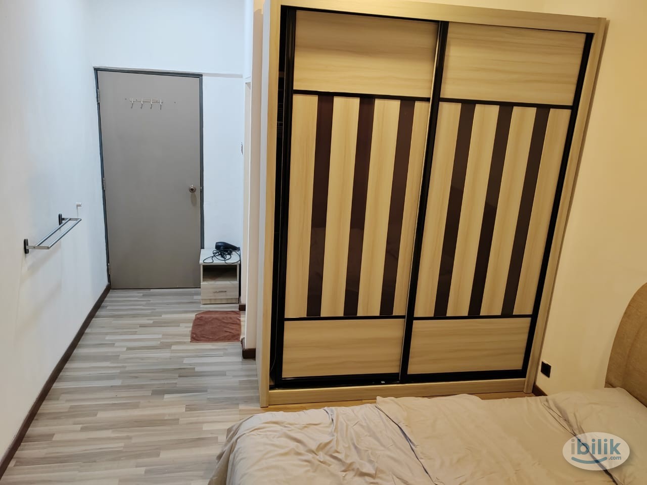 Image 2 of Master Room at Krystal Villa, Sungai Nibong - Room rental in 