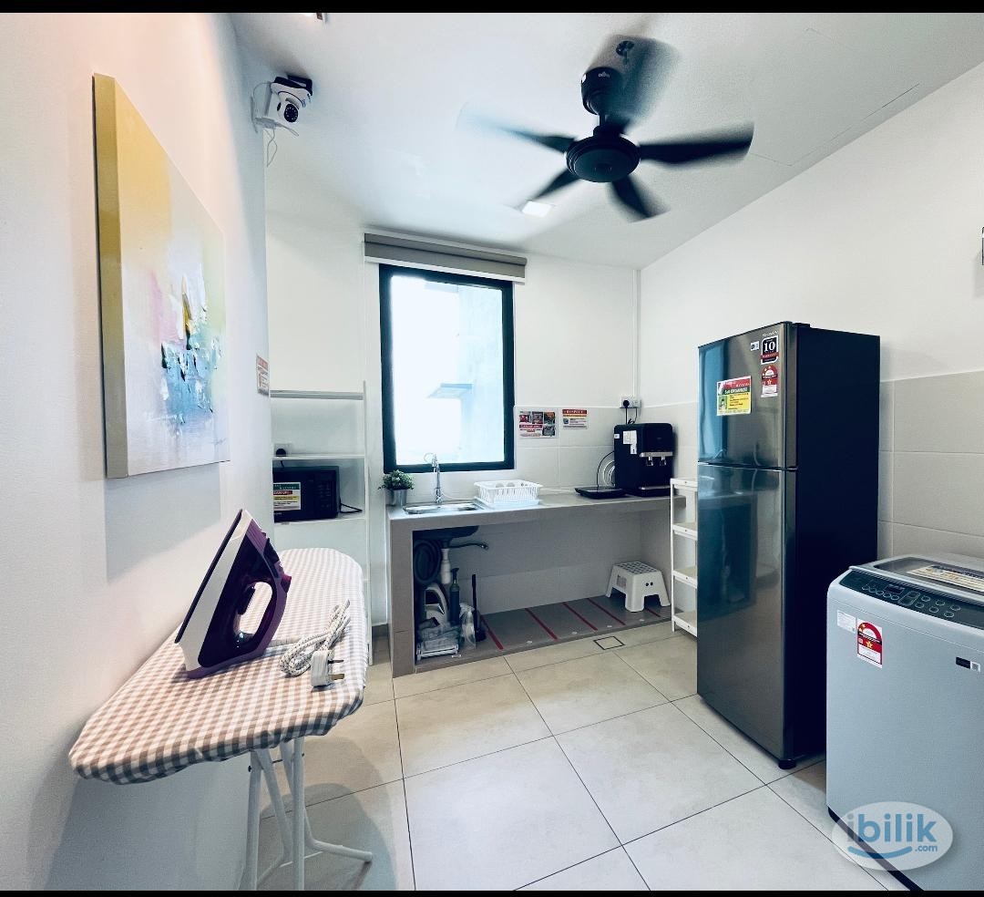 Image 3 of ZERO DEPOSIT Middle Room at Meta Residences Putra Permai, Seri Kembangan - Room rental in 