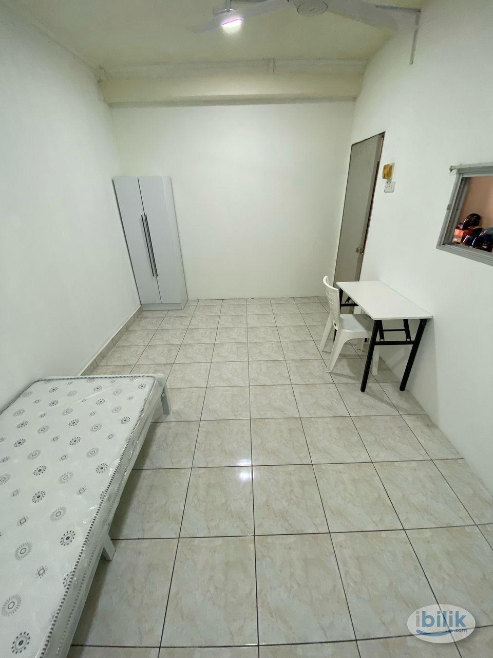 Image 1 of 💥ZERO DEPOSIT BUDGET MASTER ROOM FOR RENT AT BANDAR UTAMA 💥NEAR TO MRT ONE UTAMA 🎊🎊 - Room rental in 