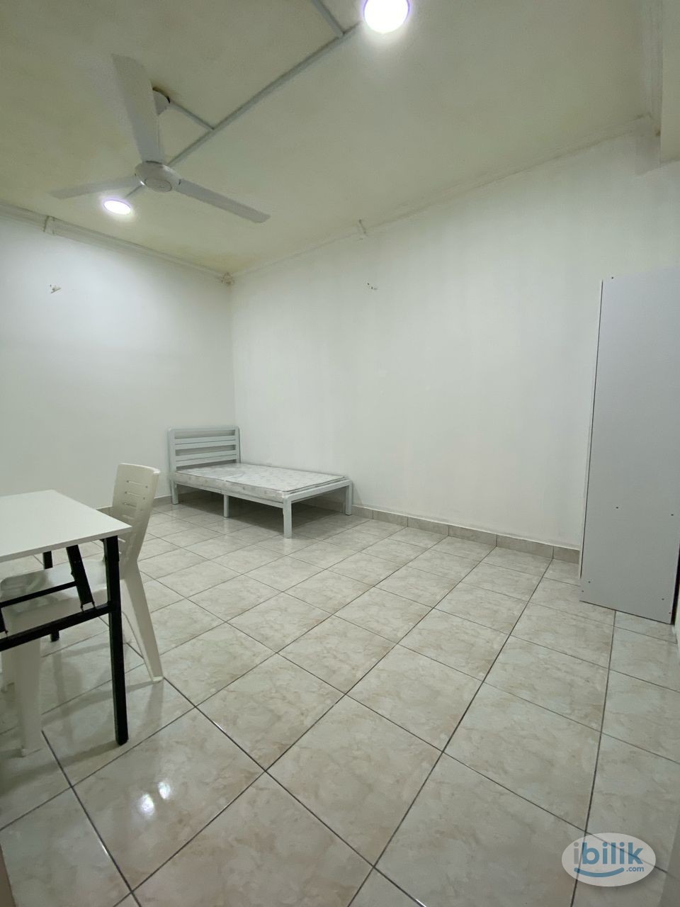 Image 2 of 💥ZERO DEPOSIT BUDGET MASTER ROOM FOR RENT AT BANDAR UTAMA 💥NEAR TO MRT ONE UTAMA 🎊🎊 - Room rental in 