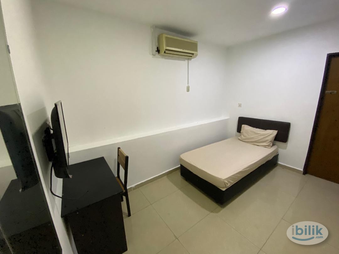 Image 1 of ⭐🔥👍🚶🏦🍔🥞🥗🥣🦀Warking 🚶‍♂🚶‍♀250M WALKING DISTANCE TO TMN BAHAGIA LRT Pasar Malam Food, Shoplot,... ⭐🔥🔥🤷‍♂️ - Room rental in 