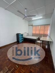 Room Rental in Selangor - ⚡️⚡️LIMITED HUGE AND NICE MASTER ROOM WITH PRIVATE BATHROOM⚡️⚡️ at SS2, Petaling Jaya 💫 MOVE IN IMMEDIATELY 🎈