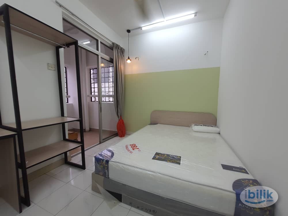 Image 1 of Middle Balcony Room @ D'Aman Crimson, Ara Damansara, LRT Lembah Subang Kelana Jaya Line, Jaya Grocer, - Room rental in 