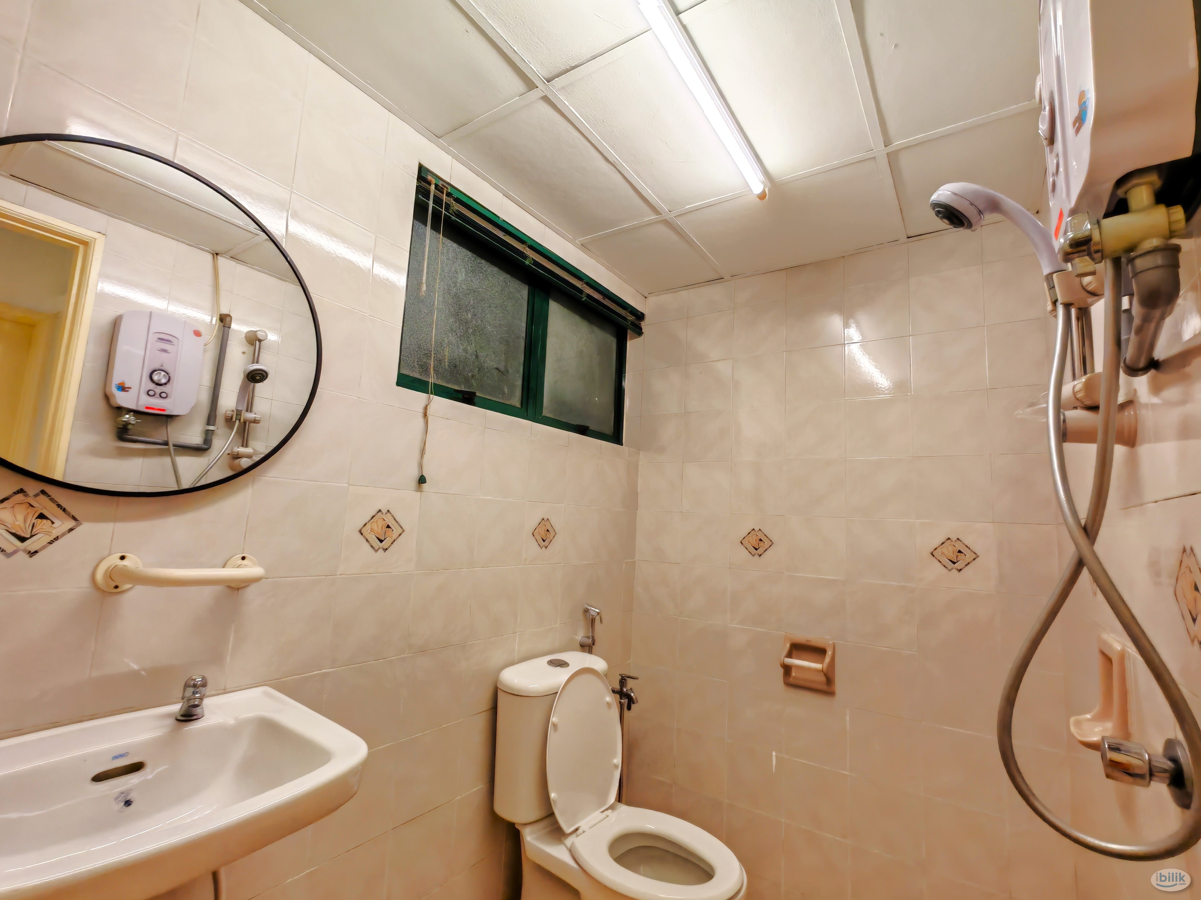 Image 3 of 🌸BANGSAR FEMALE UNIT BALCONY ROOM🙋 - Room rental in 