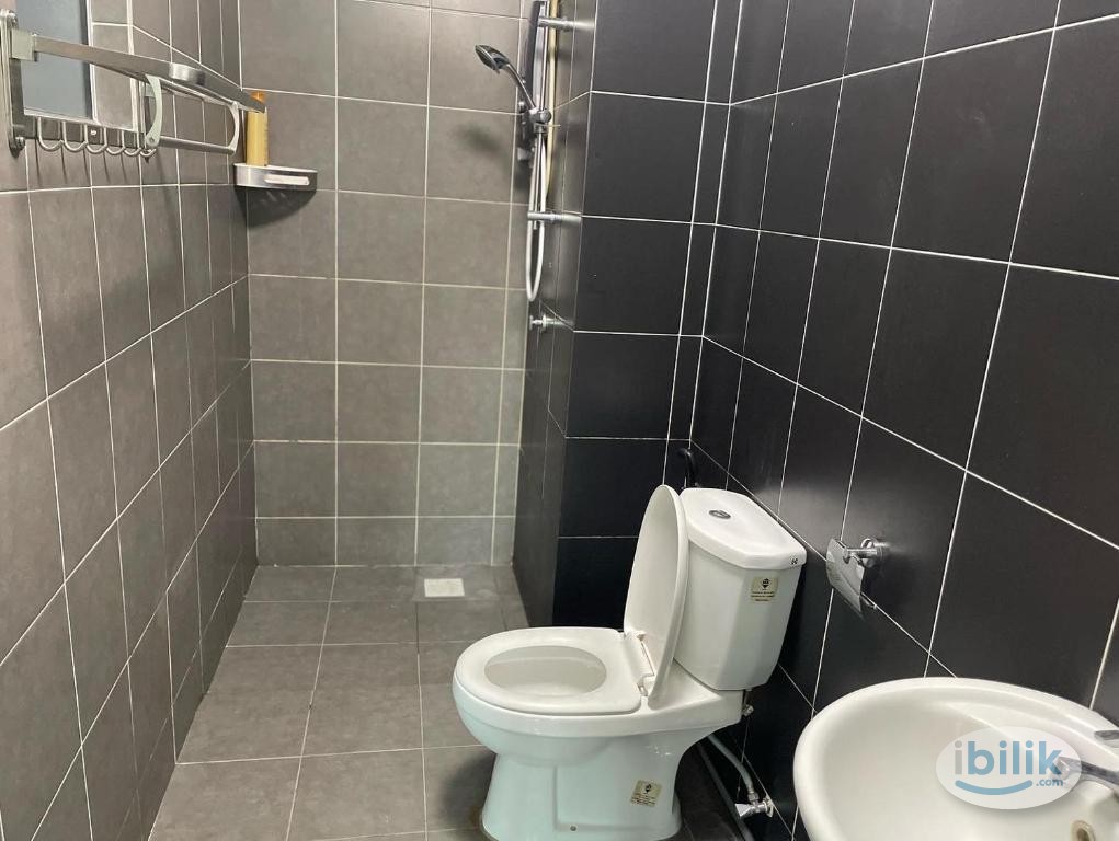Image 2 of FEMALE UNIT Middle Balcony Room at The Zizz, MRT MCDonald Econsave Damansara Damai, IGB International School (IGBIS) - Room rental in 