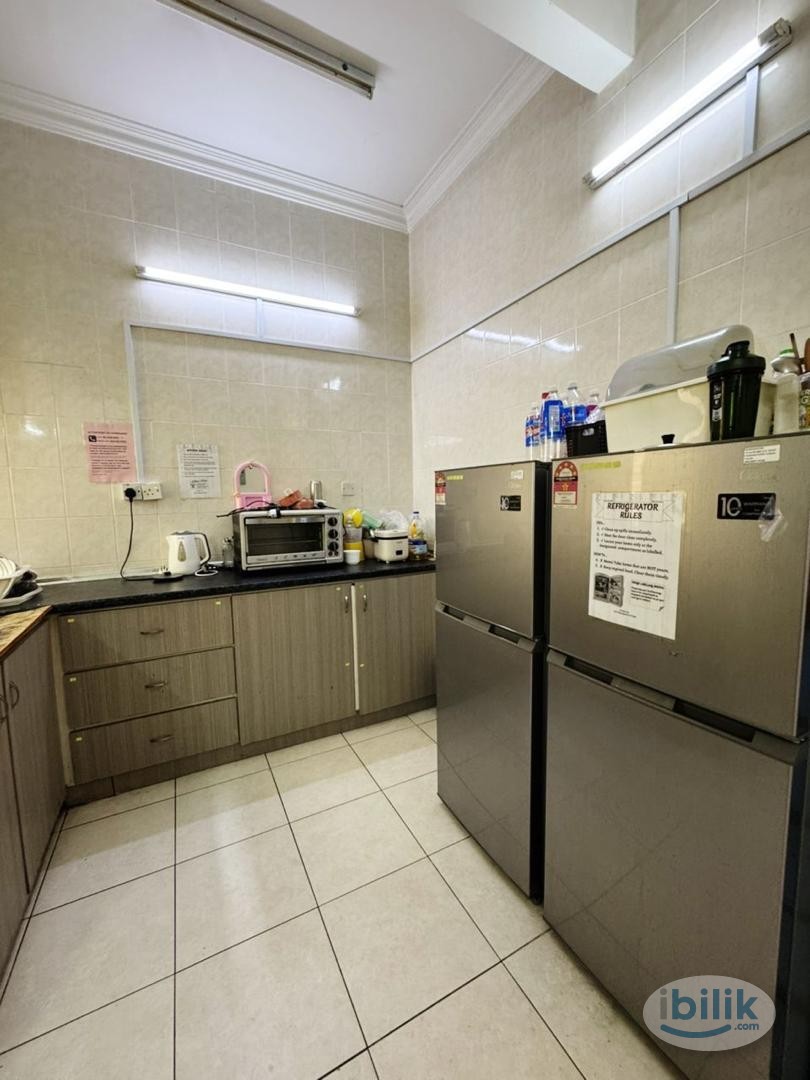 Image 5 of 🎈 SUPER SPACIOUS MASTER ROOM 🎈at Bukit Rahman Putra, Sungai Buloh 🥰 MOVE IN IMMEDIATELY 🚀 - Room rental in 