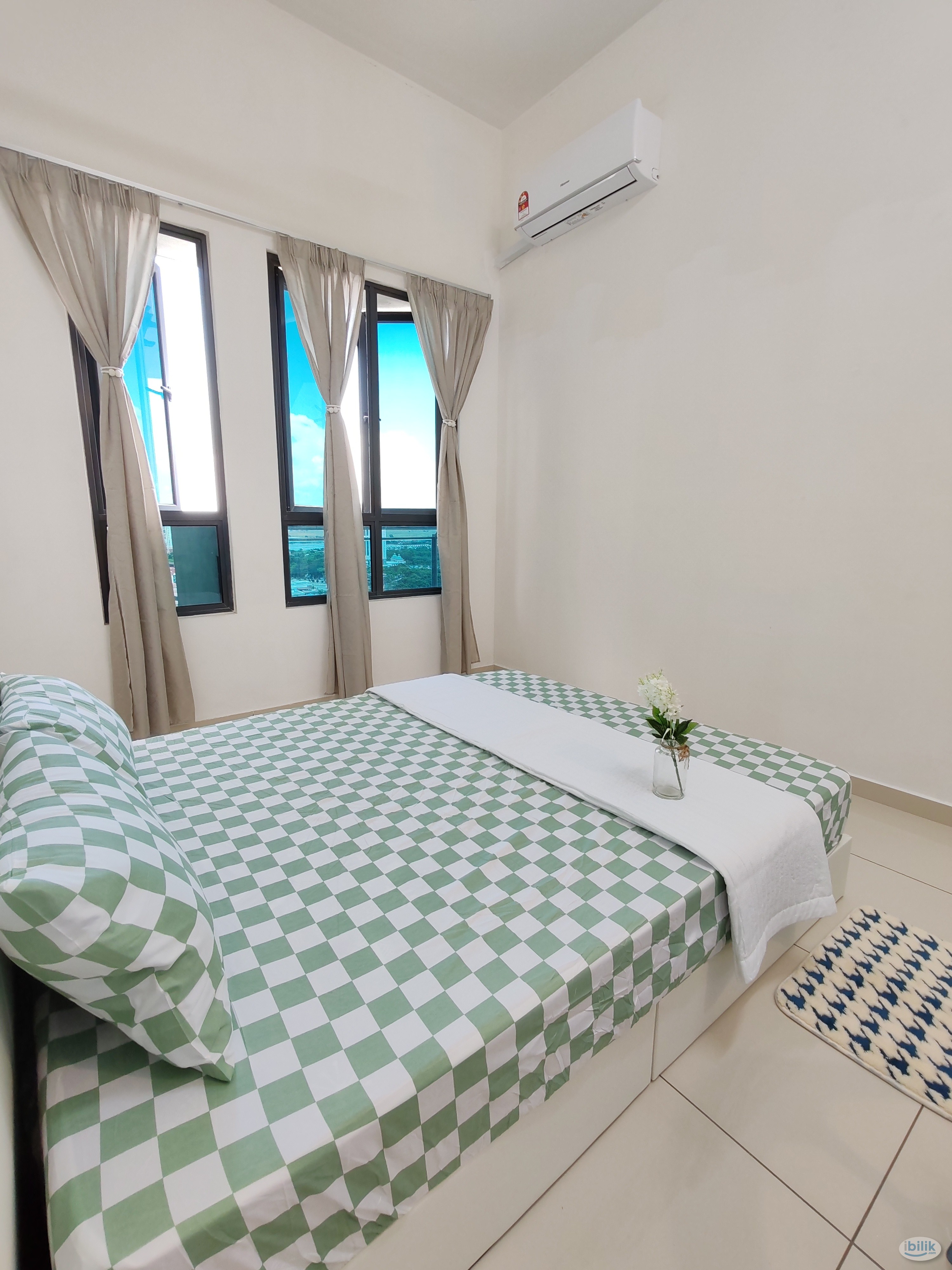 Image 2 of Female Unit Middle Room at Prominence, Bukit Mertajam - Room rental in 
