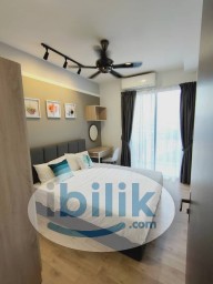 Room Rental in Petaling Jaya - ✨3mins drives to Segi, Doorstep to Jaya Grocer/Ninso/Coffee shop/Mamak/Cafe, 8mins to Sunway Nexis/Giza, Middle room at Emporis