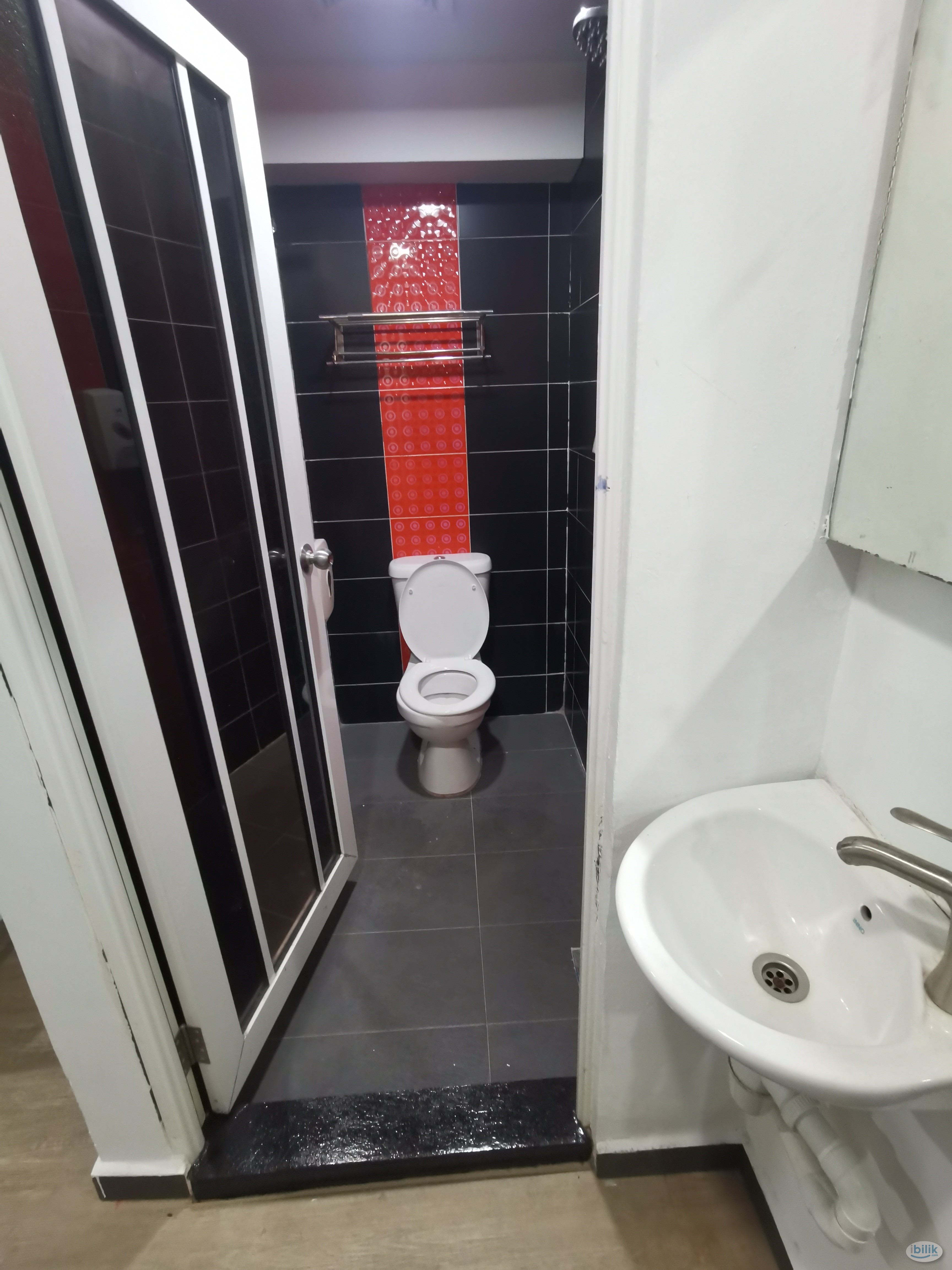 Image 5 of PROMO ZERO DEPO 🌙 Near to Kelana Jaya LRT 🚶 Room Rent at SS4 - Room rental in 